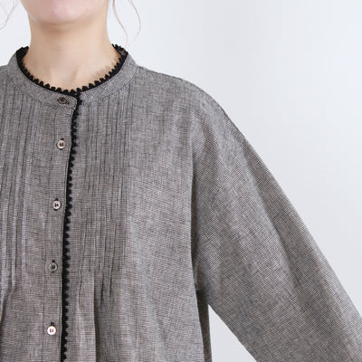 綿麻混 ピコレースピンタックブラウス 平織り生地使用