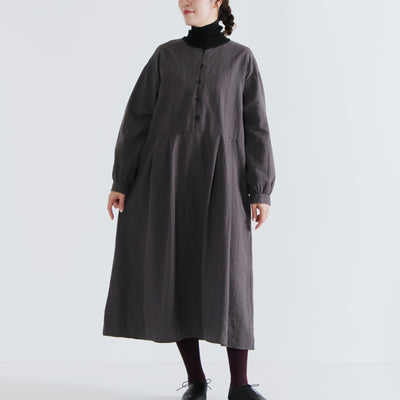 綿麻混 総刺繍切り替えワンピース コットンリネン平織り生地使用