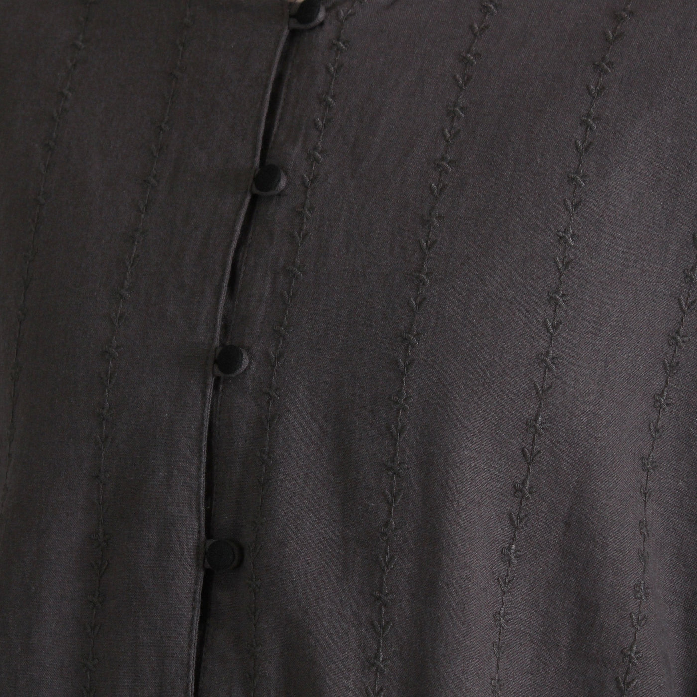 綿麻混 総刺繍切り替えワンピース コットンリネン平織り生地使用