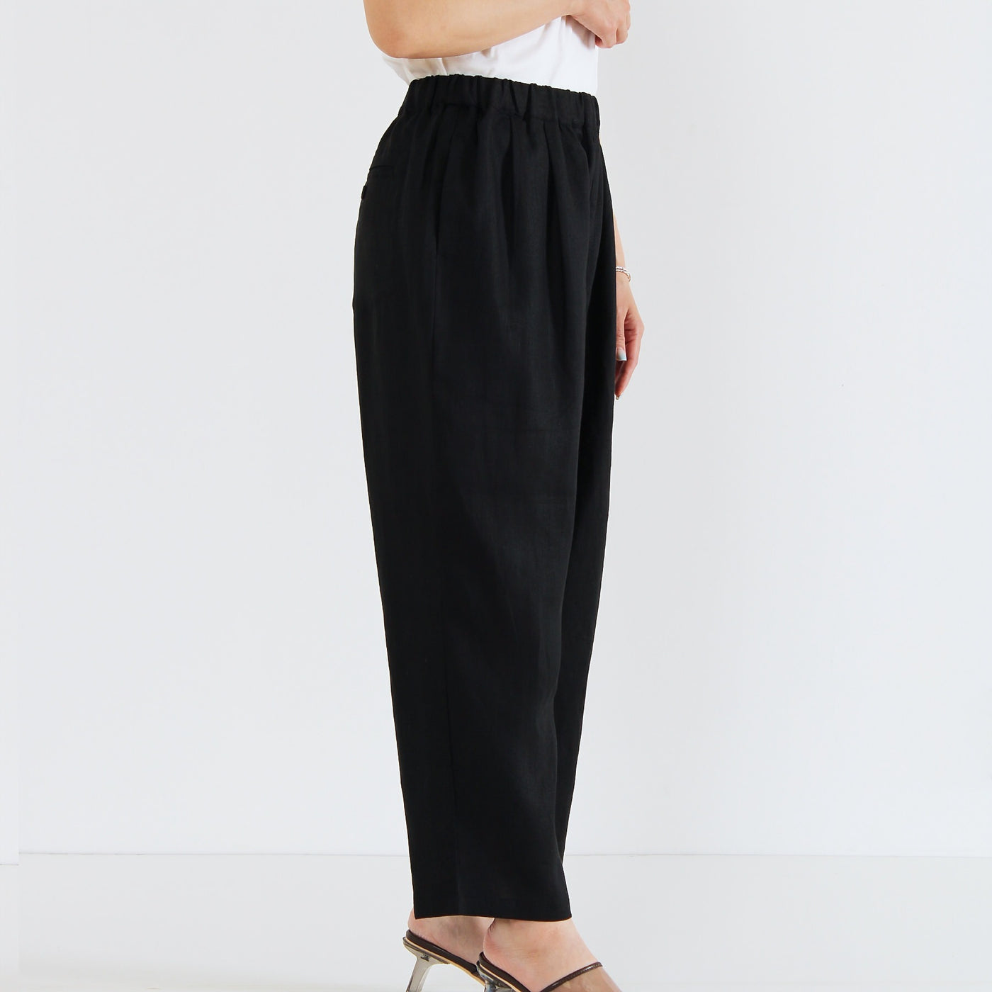 麻100% クロップドパンツ リネンキャンバス使用