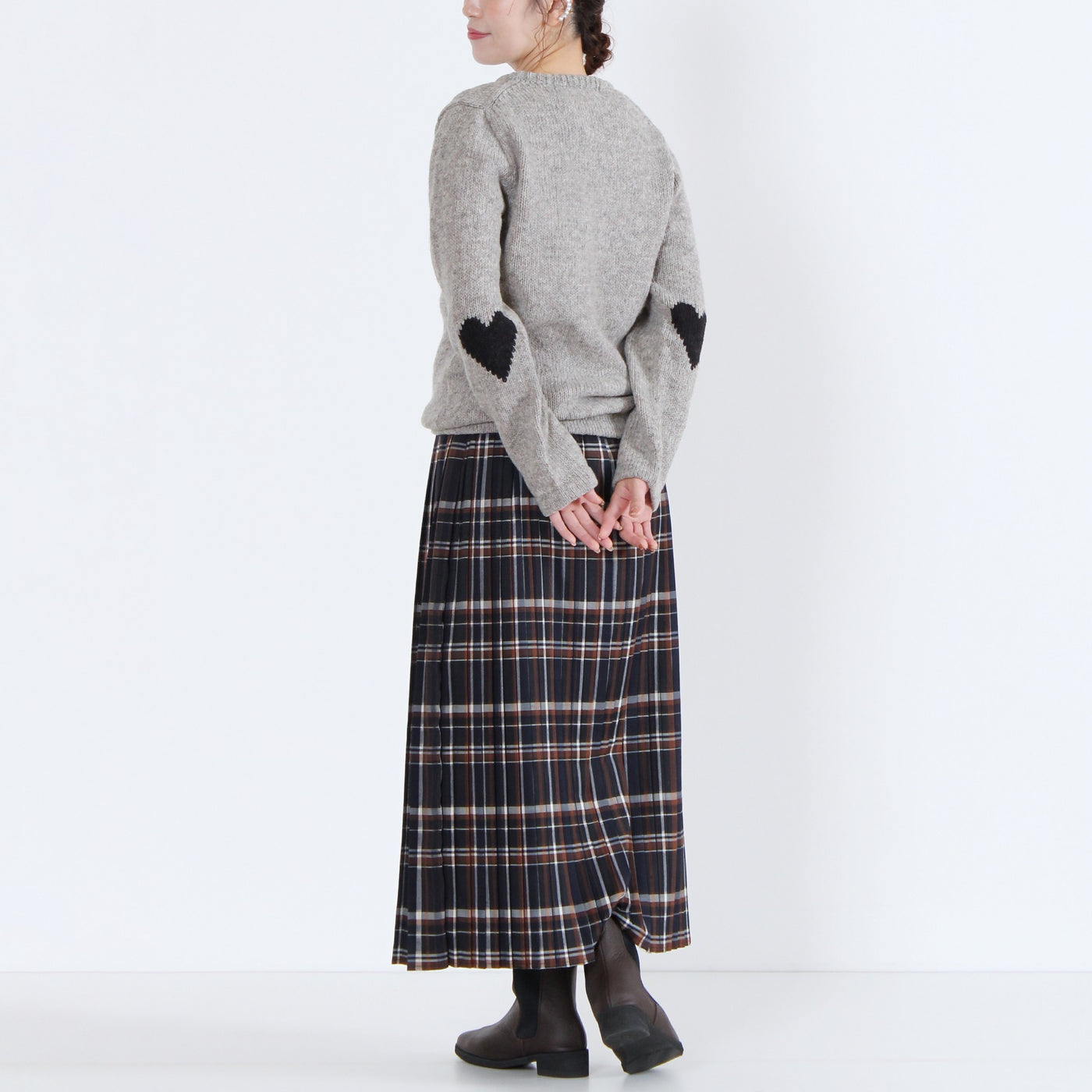 ウール100% ハートパッチニットプルオーバー ペルー産ニット使用