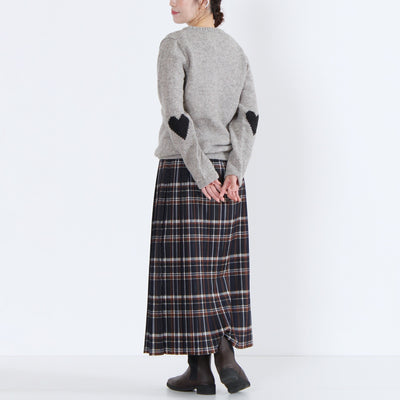 ウール100% ハートパッチニットプルオーバー ペルー産ニット使用