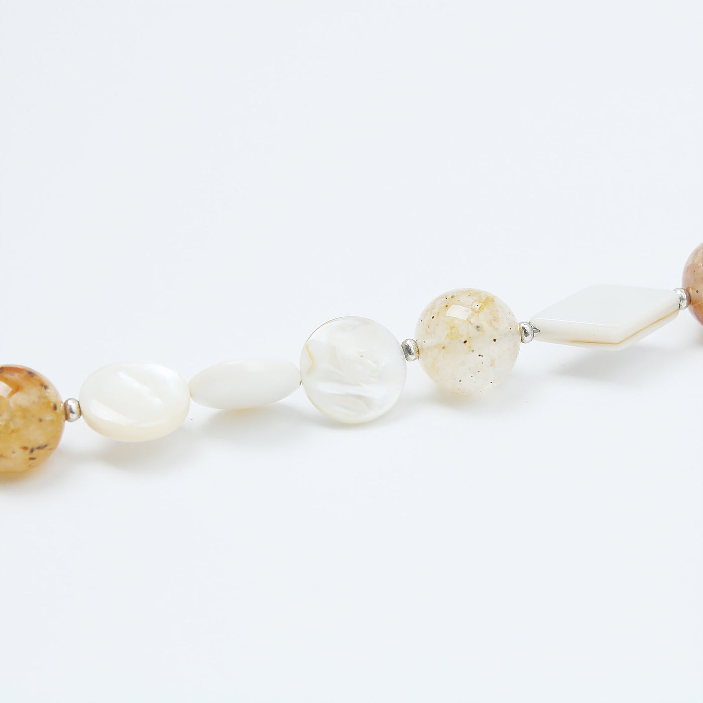 Bubbles from Ocean 天然石 ネックレス マザーオブパール バイオタイトインクォーツ シルバー