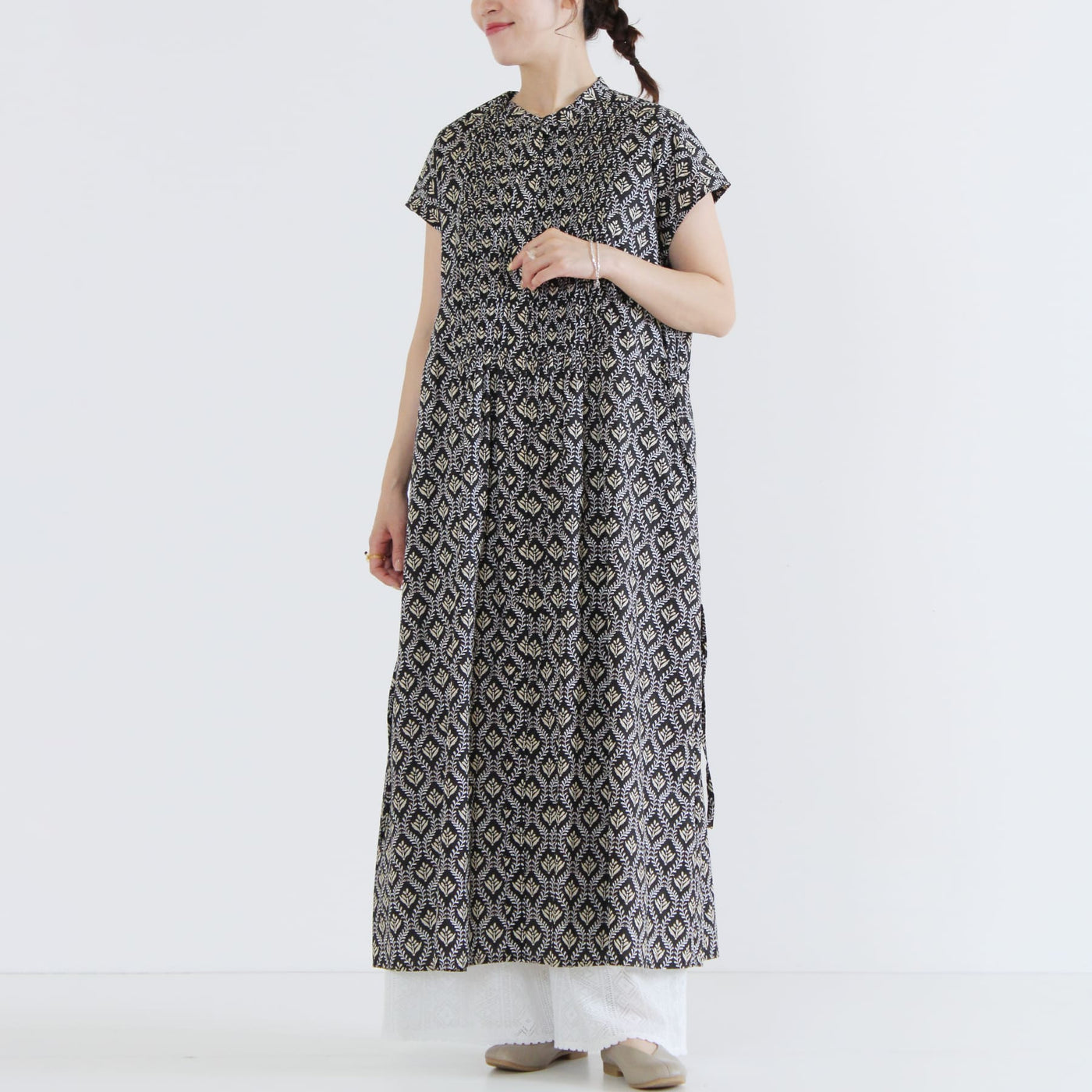 レースワイドペチパンツ コットンミックス使用