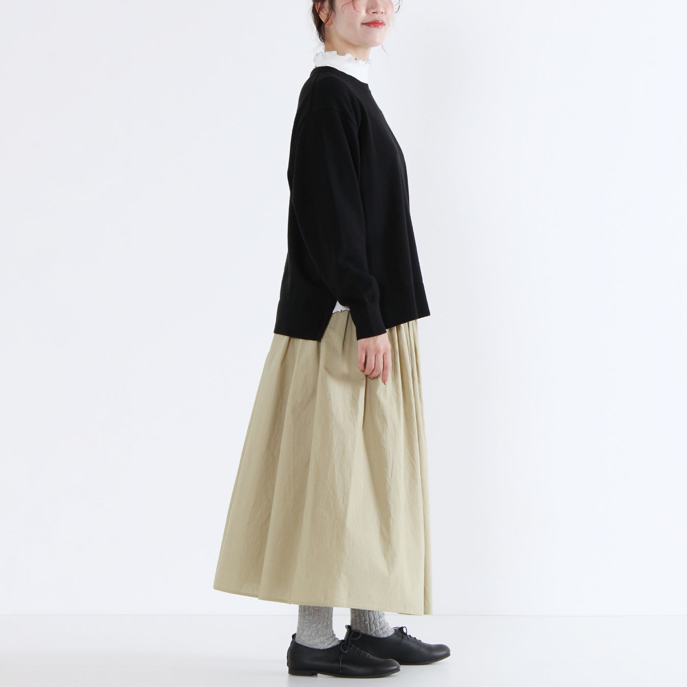 綿カシミヤ混 クルーネックプルオーバー ハイゲージ天竺使用