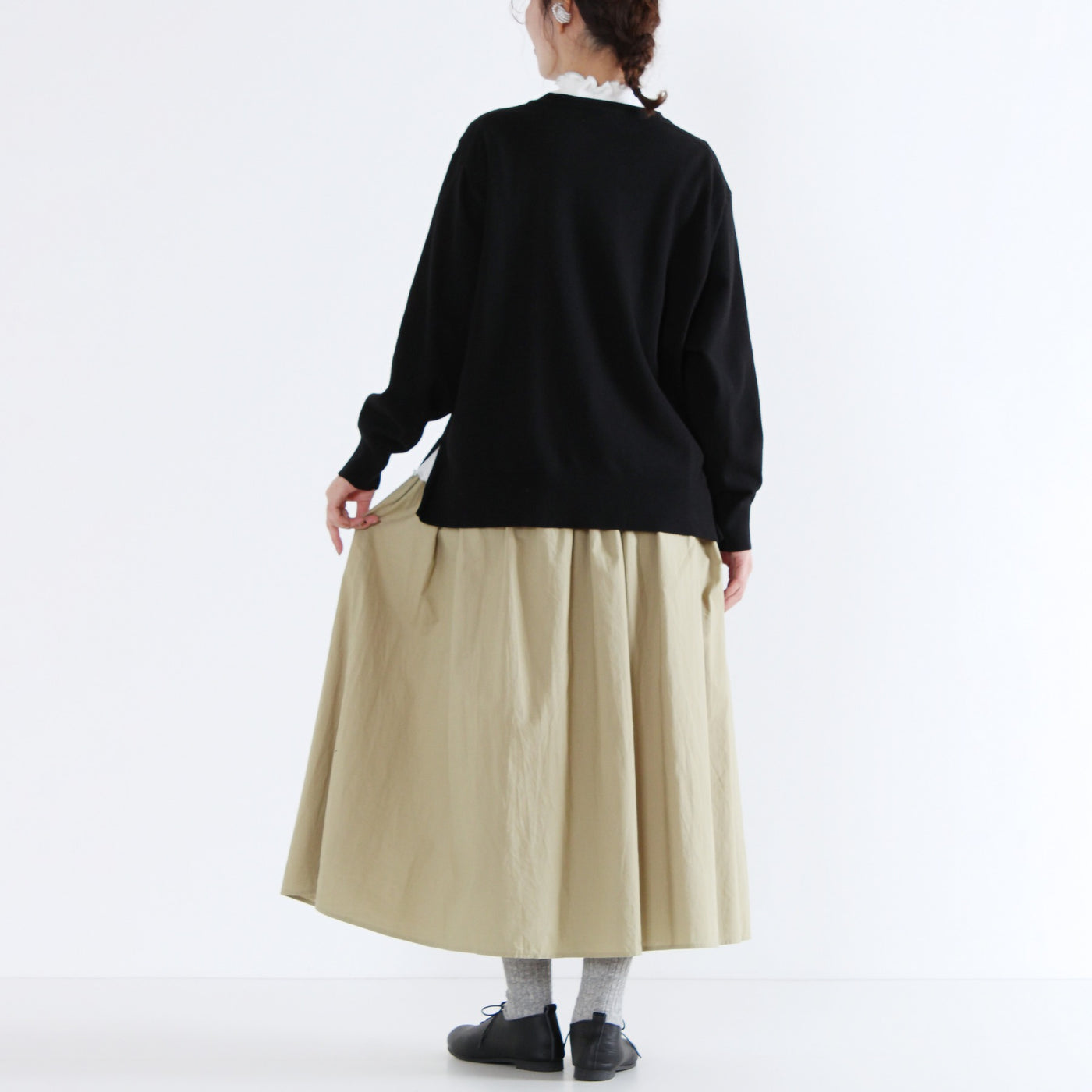 綿カシミヤ混 クルーネックプルオーバー ハイゲージ天竺使用