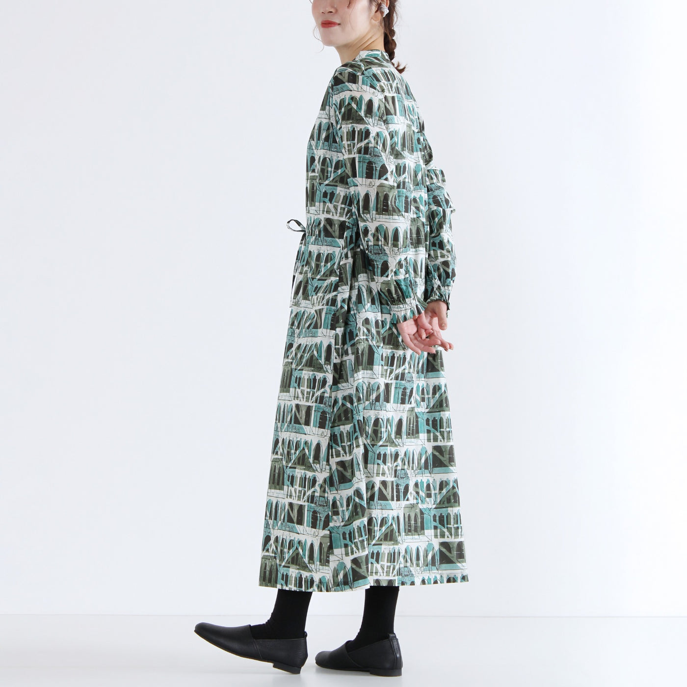 日本製 綿100% LIBERTY ウエストドロストワンピース コットンタナローン使用