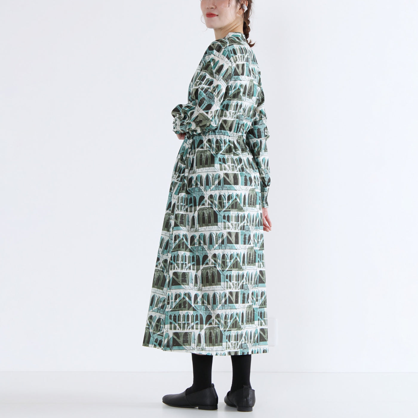 日本製 綿100% LIBERTY ウエストドロストワンピース コットンタナローン使用