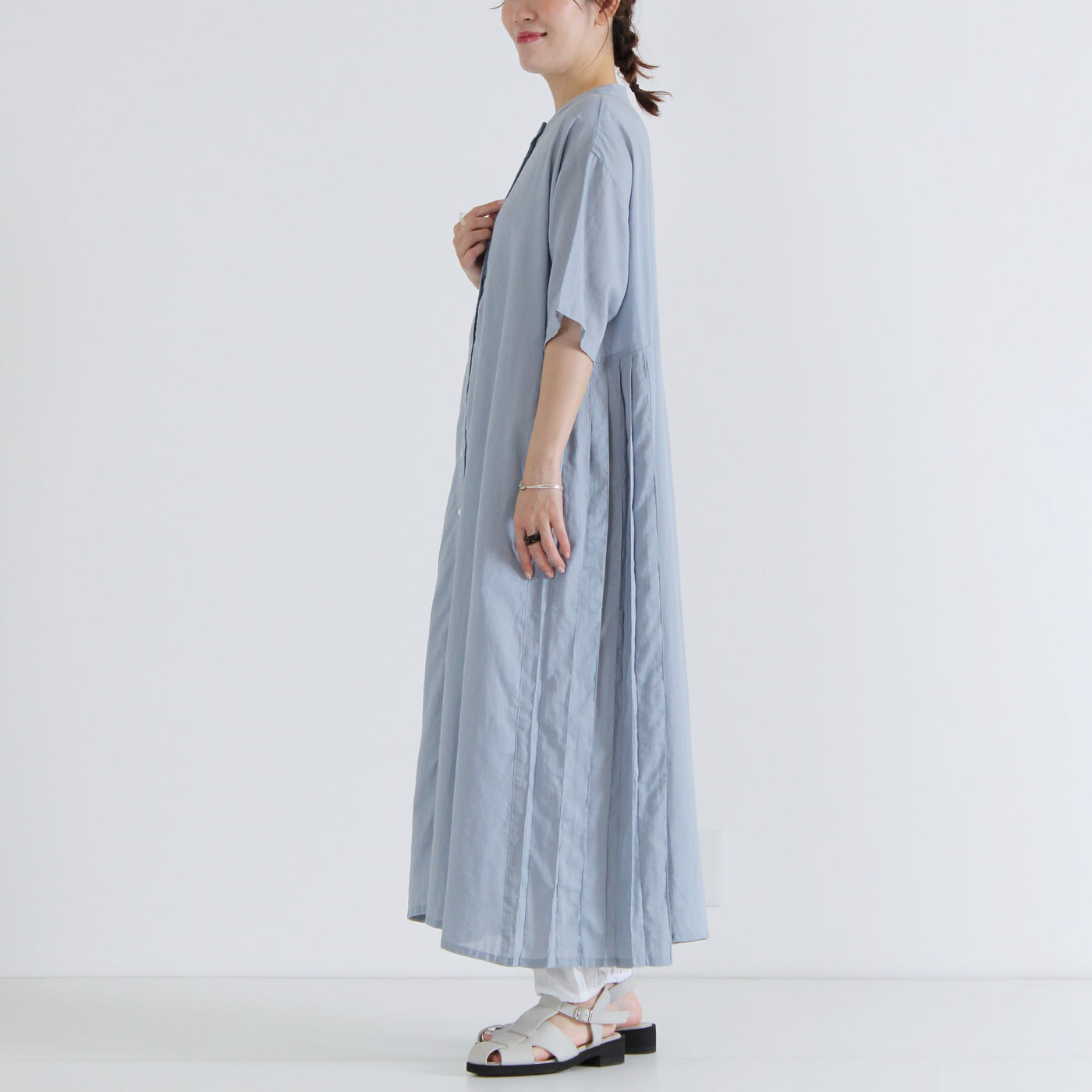 綿麻混 サイドプリーツワンピース コットンリネンローン使用