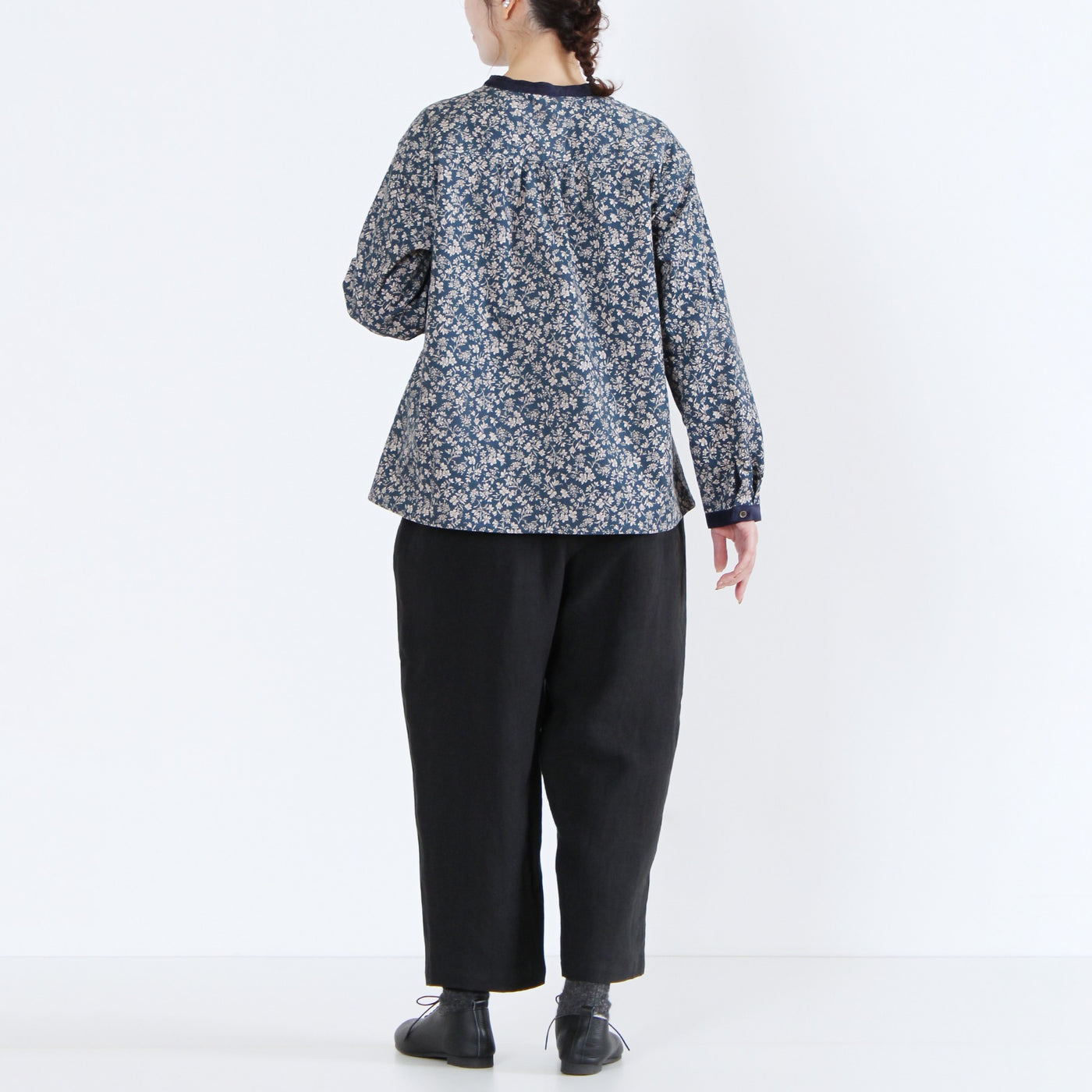 日本製 綿100% バンドカラーブラウス 細畝コーデュロイ使用