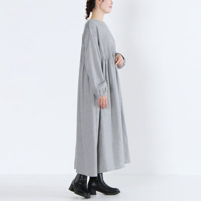 綿100% ピンタックワンピース コットンビエラ起毛使用