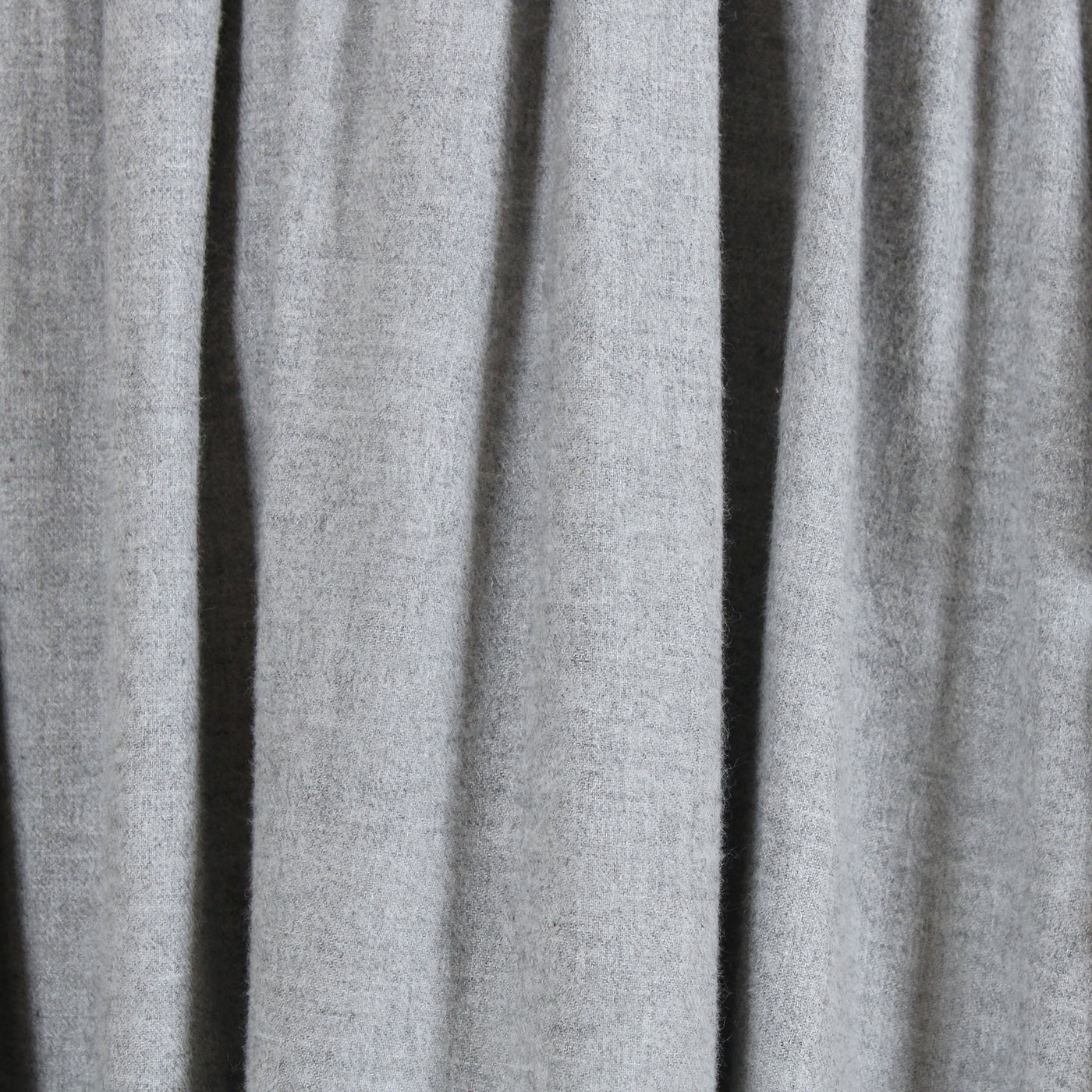 綿100% ピンタックワンピース コットンビエラ起毛使用