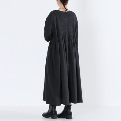 綿100% ピンタックワンピース コットンビエラ起毛使用