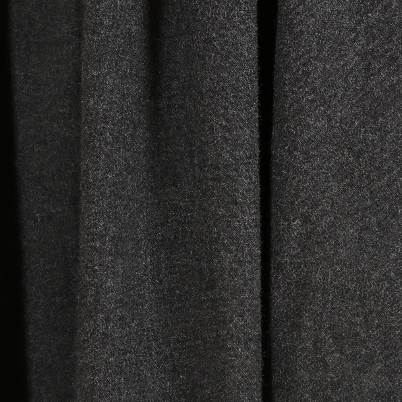 綿100% ピンタックワンピース コットンビエラ起毛使用