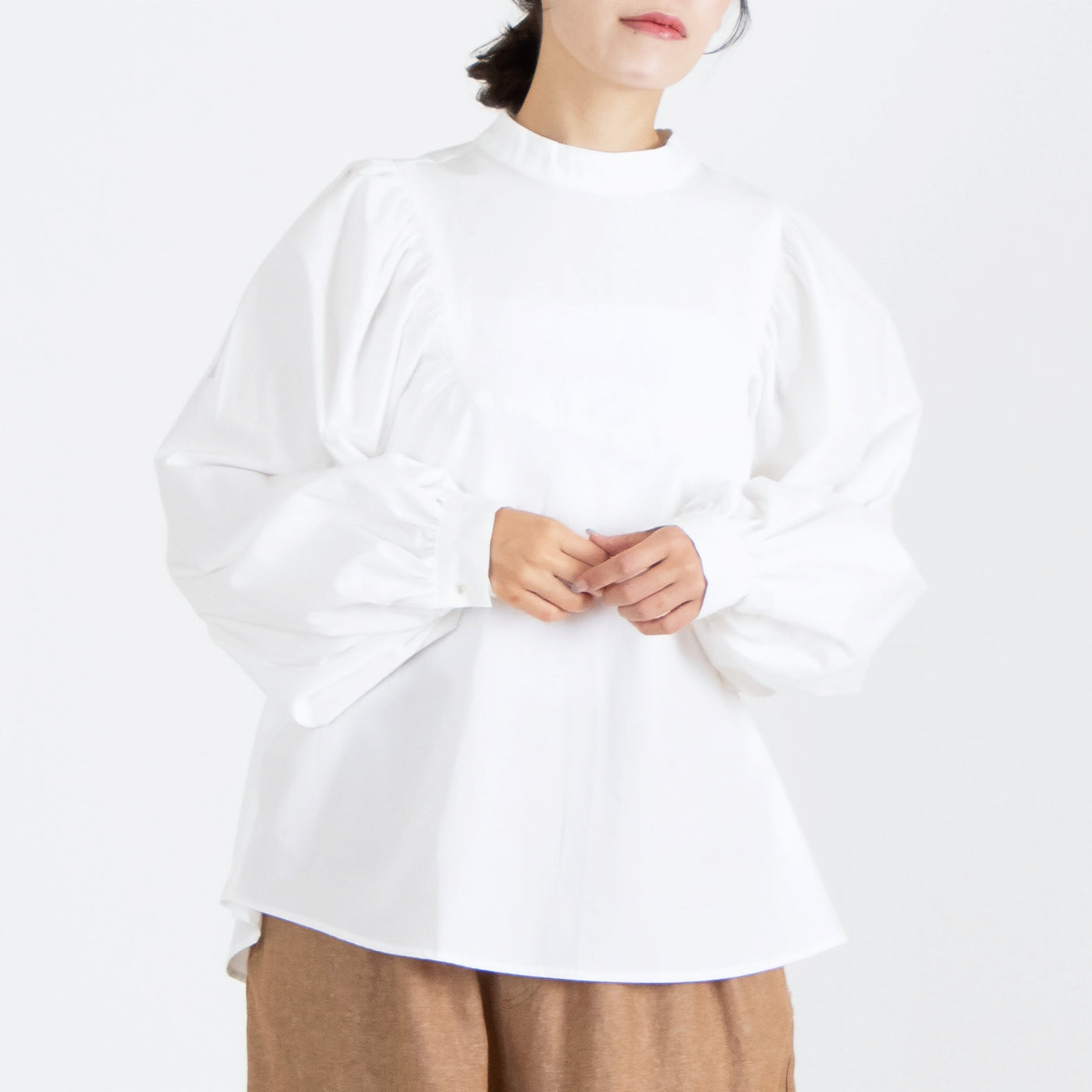 日本製 綿100% 近江晒タイプライター バルーンスリーブプルオーバー