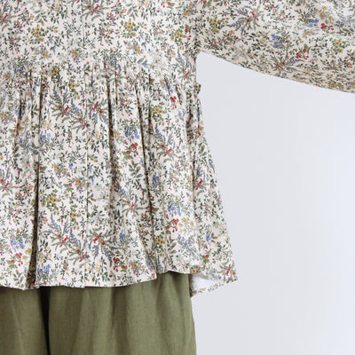 綿100% ウエストギャザー シャーリング袖ブラウス 21ウェルコーデュロイ使用